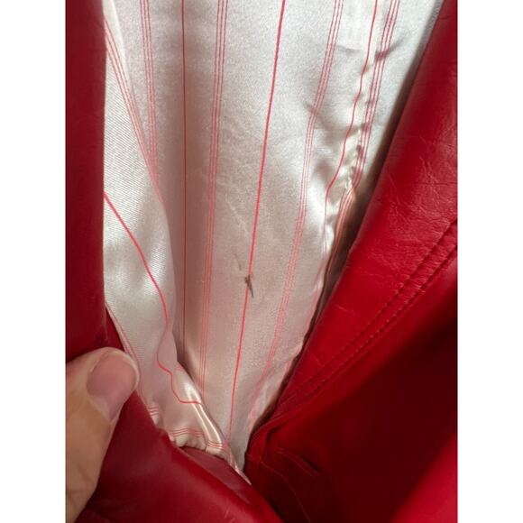 G-III Medium Red Leather Oversized 80s Shoulder Pad Button Closure Long Jacket - Picture 8 of 11
